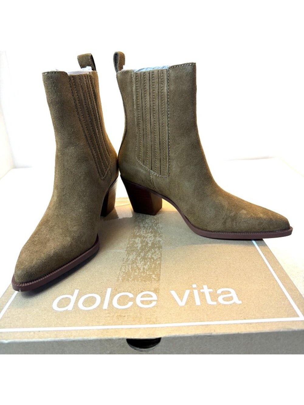 Dolce Vita Steffi Western Boot Chestnut Suede Slip On Pointed Toe Women SZ 7 NEW